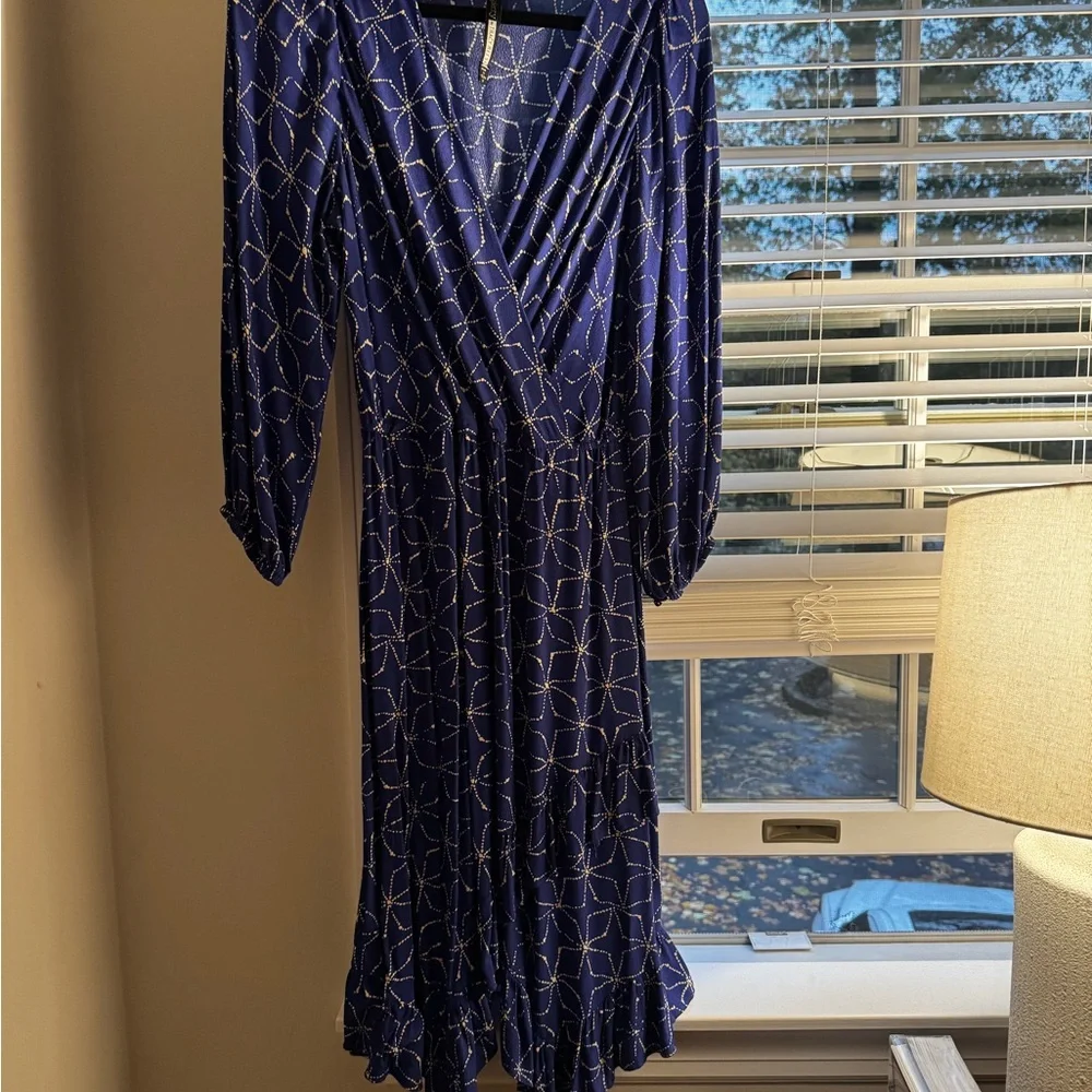 Anthropologie Navy and Gold Long Sleeve Dress - Picture 1 of 1